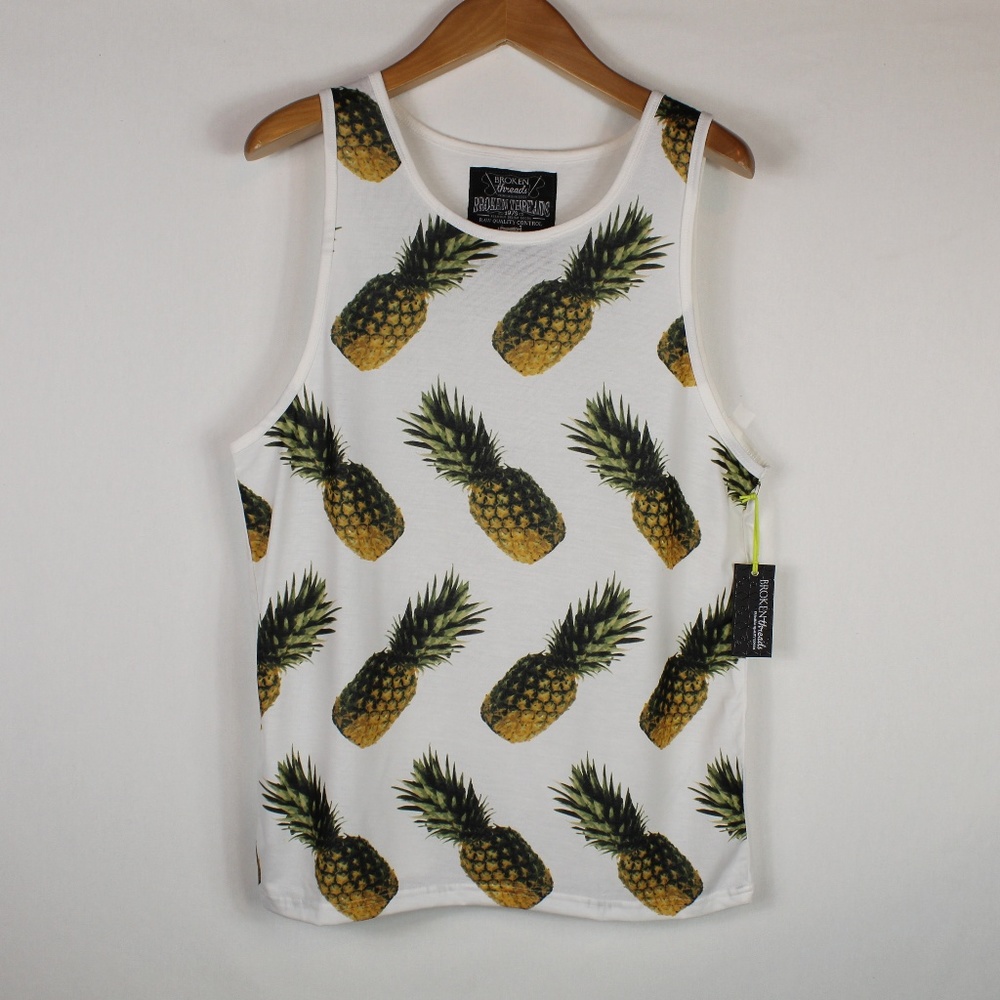 Broken Threads | Pineapple print tank top L NWT